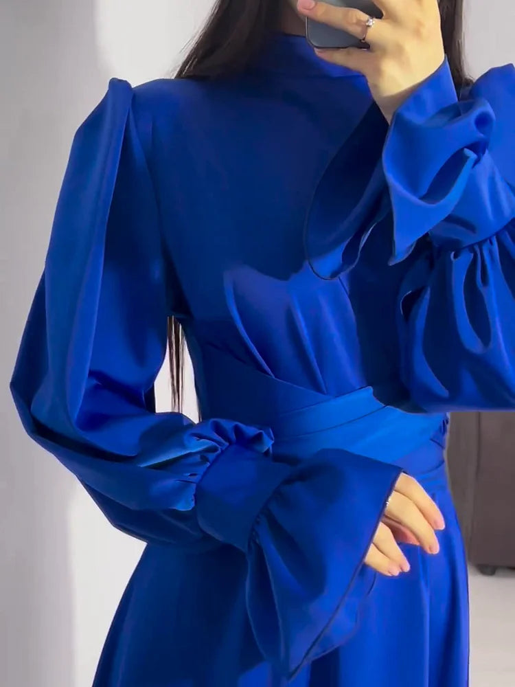 Robe de Soirée Élégante en Satin pour Femme – Maxi Robe Swing avec Manches Bouffantes Longues