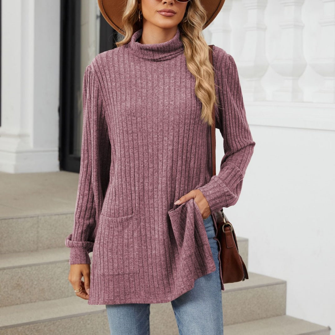 Women's turtleneck T-shirt with slits - Loose-fitting and practical