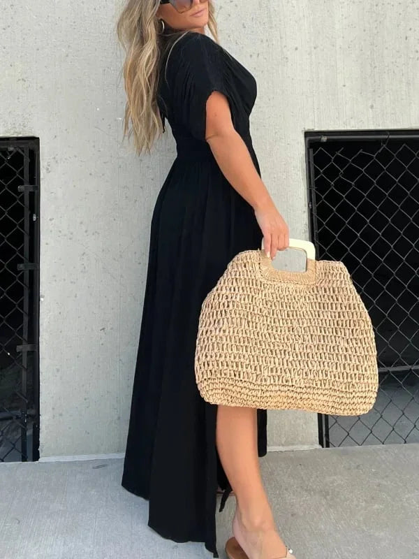 Robe longue avec fente et col en V