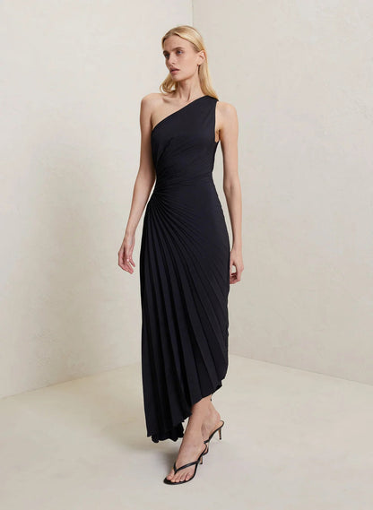 Asymmetric pleated maxi dress for women - Elegant and flowing