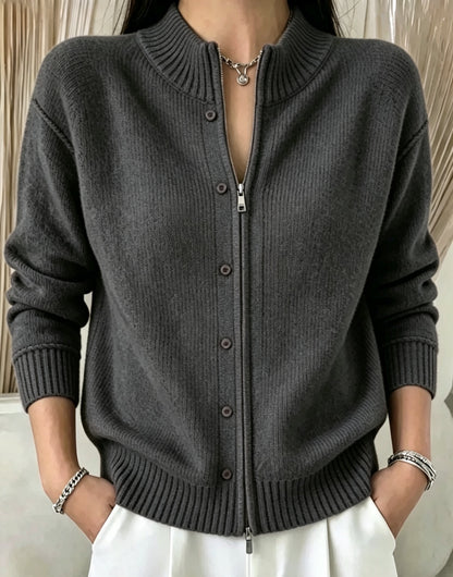 Women's zip-up crew-neck sweater - Soft and practical