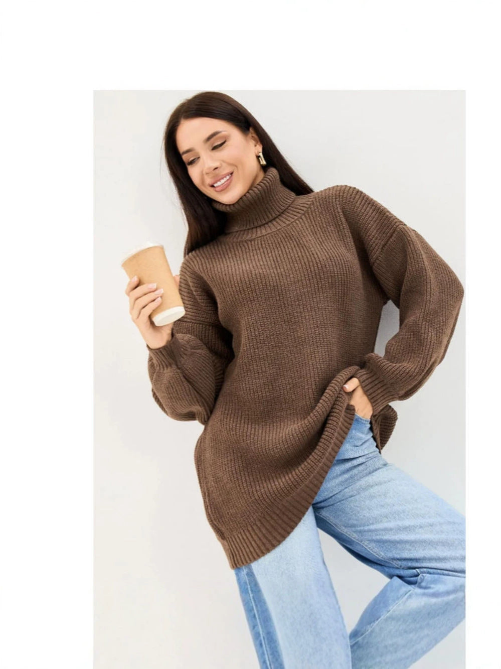 Women's knitted turtleneck top - Trendy and warm