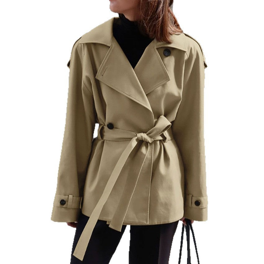 Loose-fitting women's trench coat with belt - Elegant and timeless