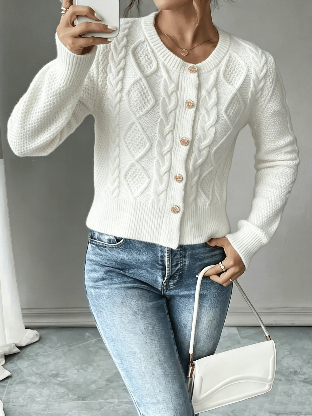 Cárdigan de punto trenzado para mujer con botones - Elegante y suave