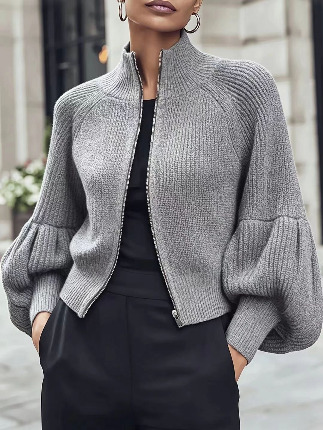 Women's fuzzy lantern-sleeve sweater - Soft and textured