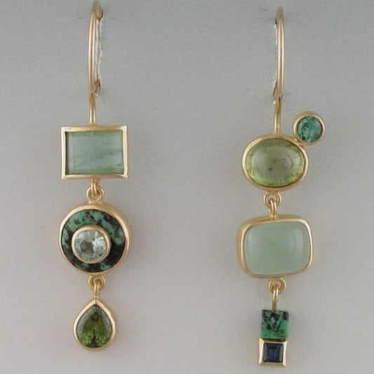 Women's Green Stone Earrings - Elegant and Refined Vintage Style.