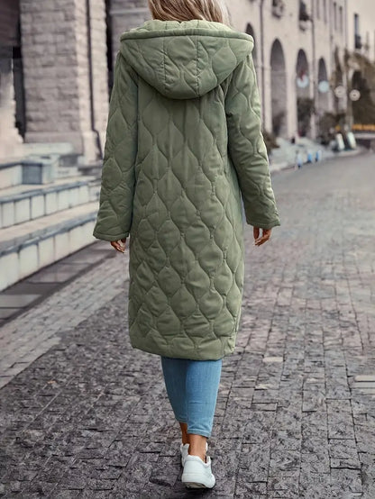 Cappotto trapuntato da donna con cappuccio – Caldo e pratico