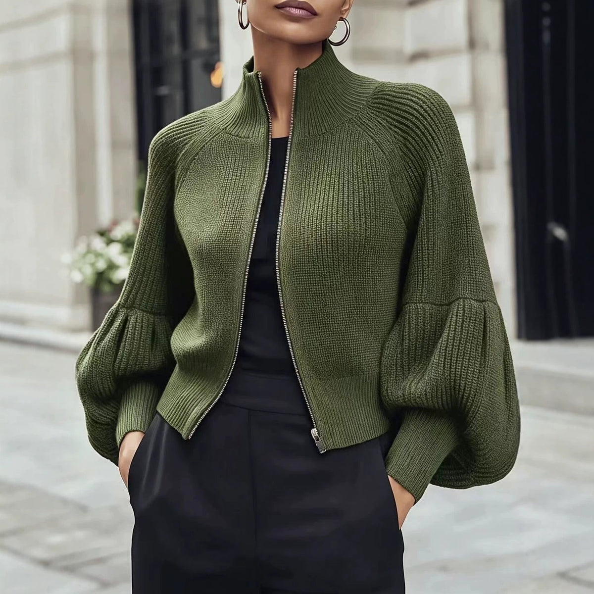 Women's fuzzy lantern-sleeve sweater - Soft and textured