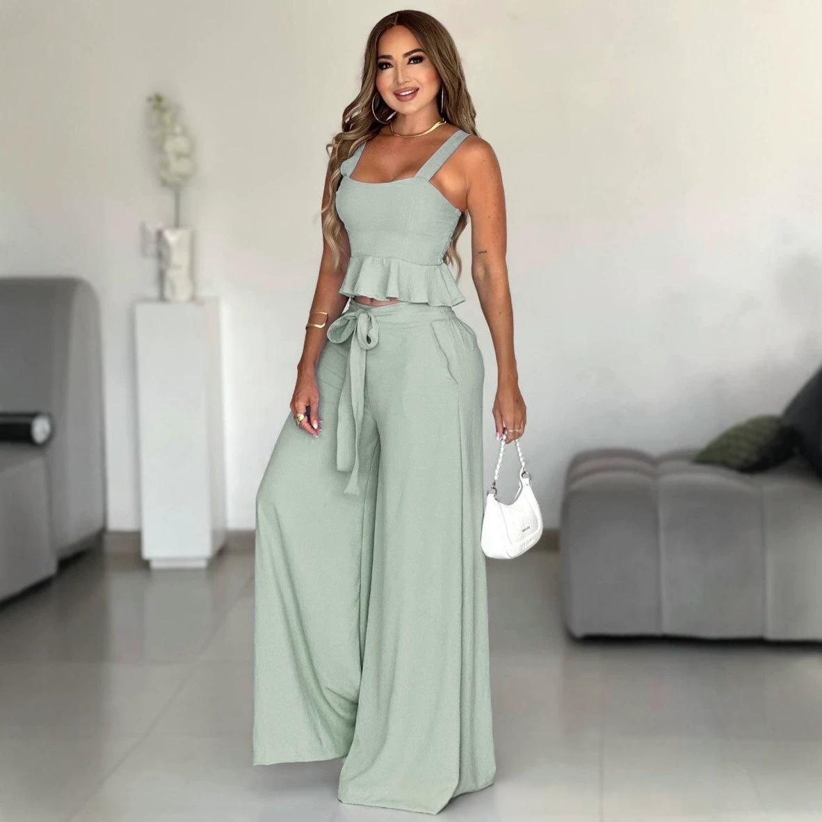 Ensemble femme plissé avec top bustier et pantalon large