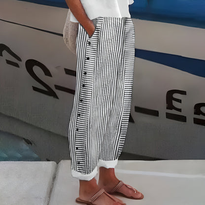 Pantalón de mujer a rayas con botones en contraste - Chic y fluido