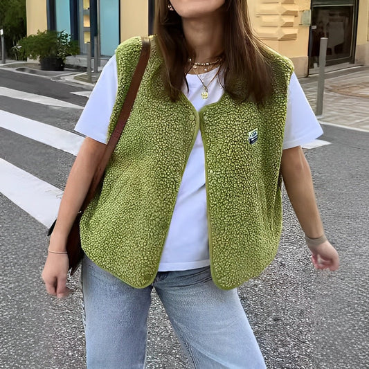 Gilet sans manches boutonné en laine d'agneau femme – Doux, confortable et polyvalent