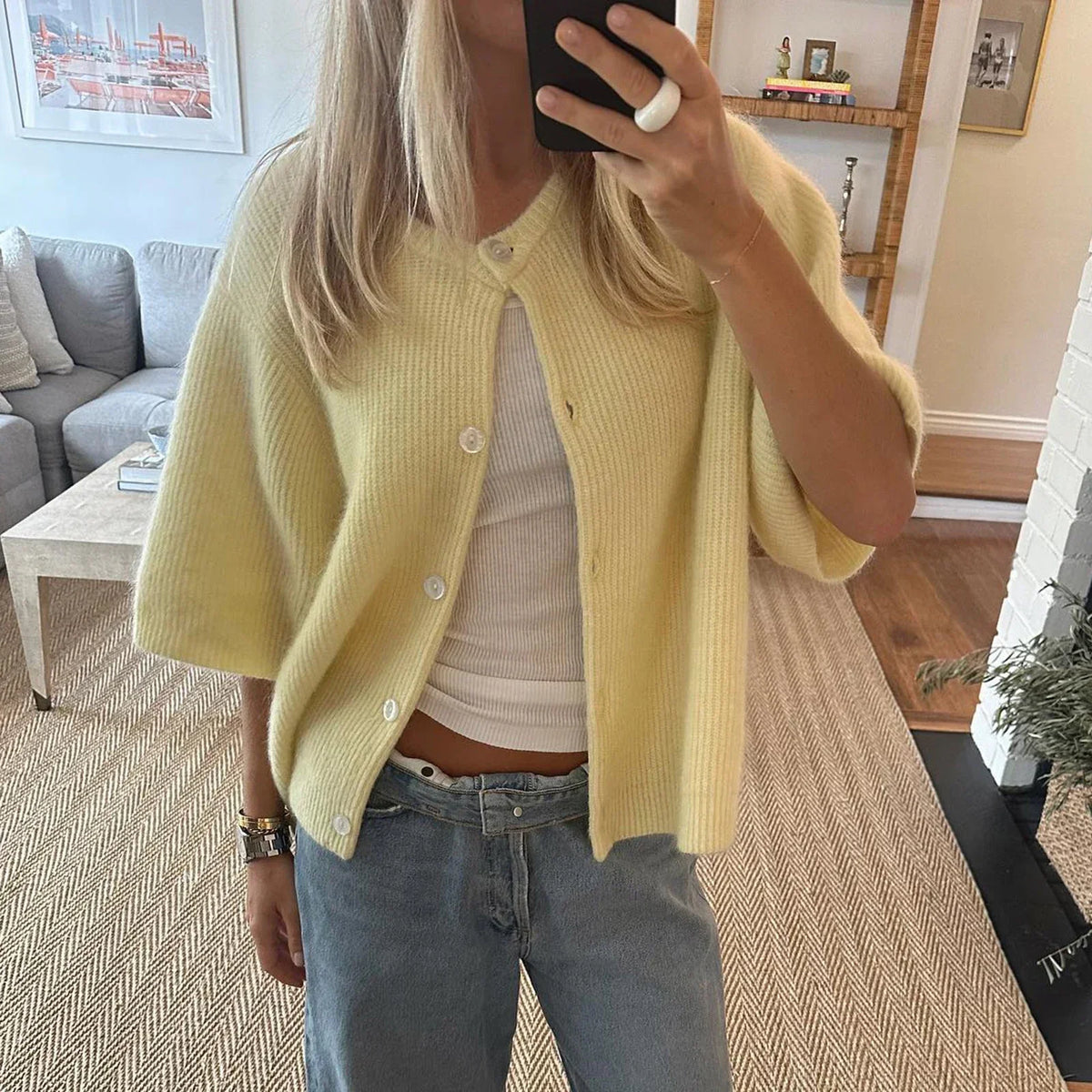 Women's short-sleeved streetwear cardigan - Modern and lightweight