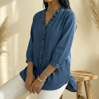 Blusa in denim con scollo a V e volant Vivara - Morbida e femminile