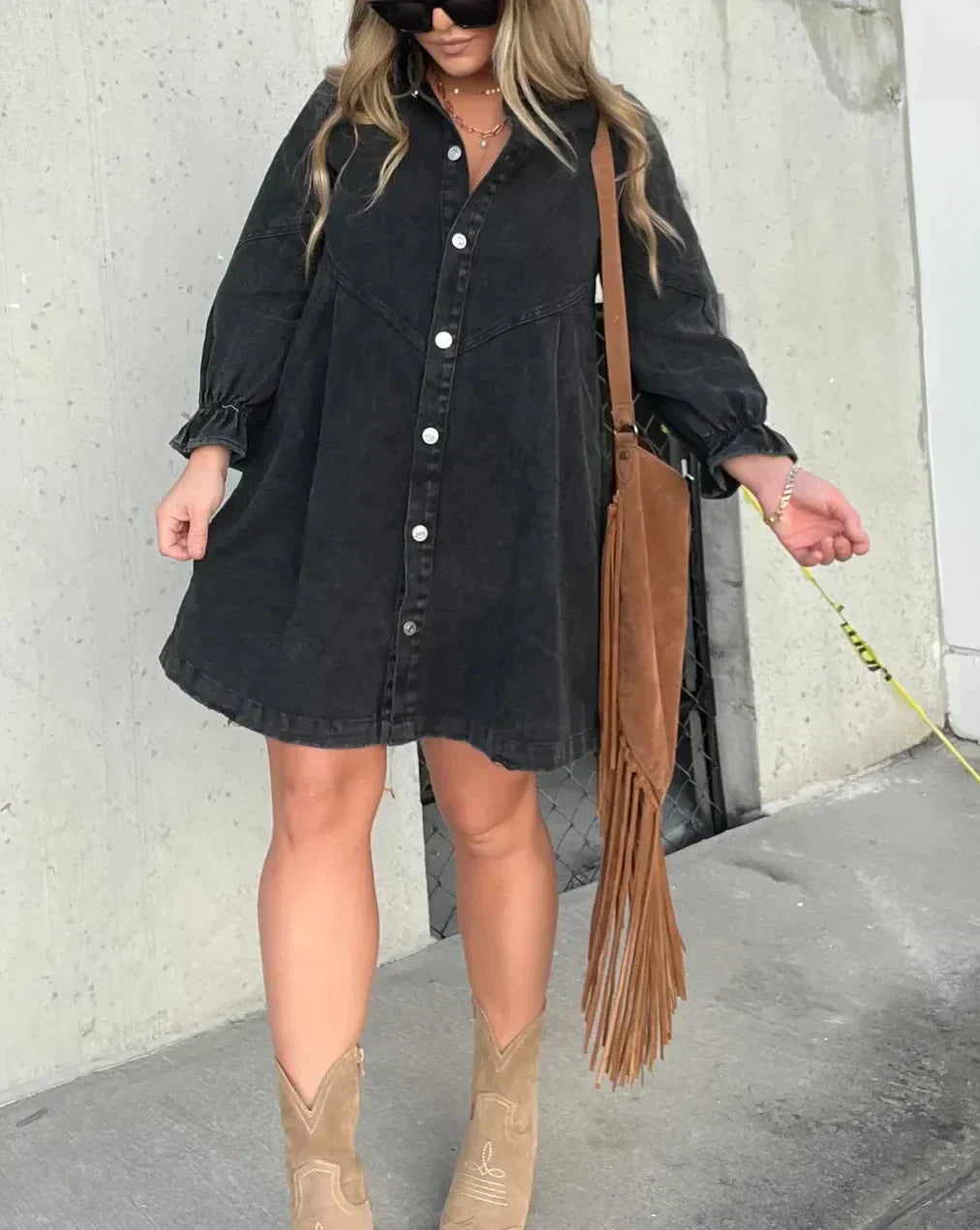 Robe courte en jean à manches longues pour femme – Robe chemise trapèze boutonnée sur le devant