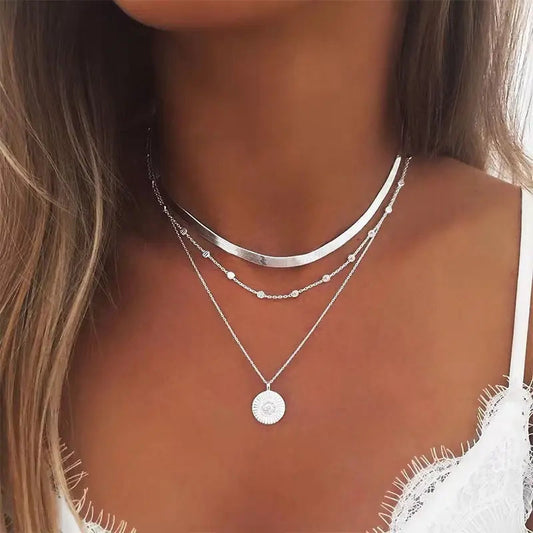 Collier Argente Femme - Style Elegant Minimaliste et Lumineux.
