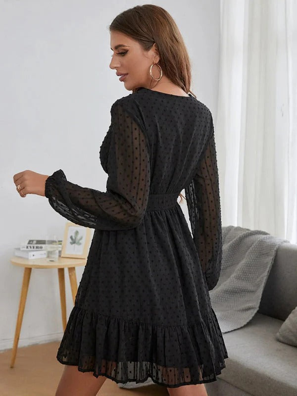 Robe Courte Élégante Femme – Manches Longues Col V Coupe Évasée