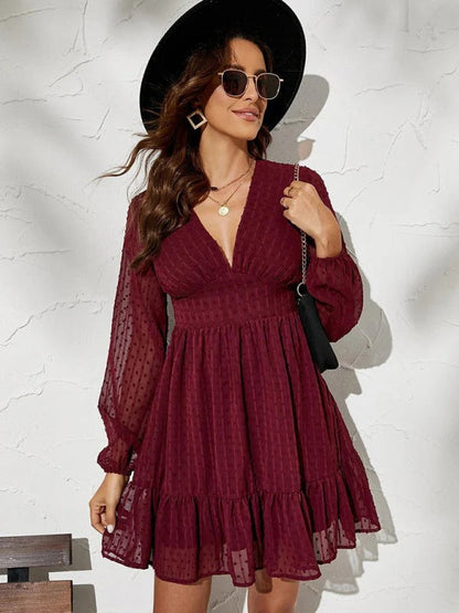 Robe Mini Élégante Femme à Col V – Coupe Évasée Légère Manches Longues