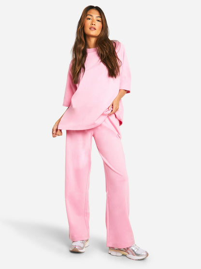 Ensemble T-Shirt Col Haut et Jogging Droit pour Femme – Coupe Oversize Décontractée d’Été