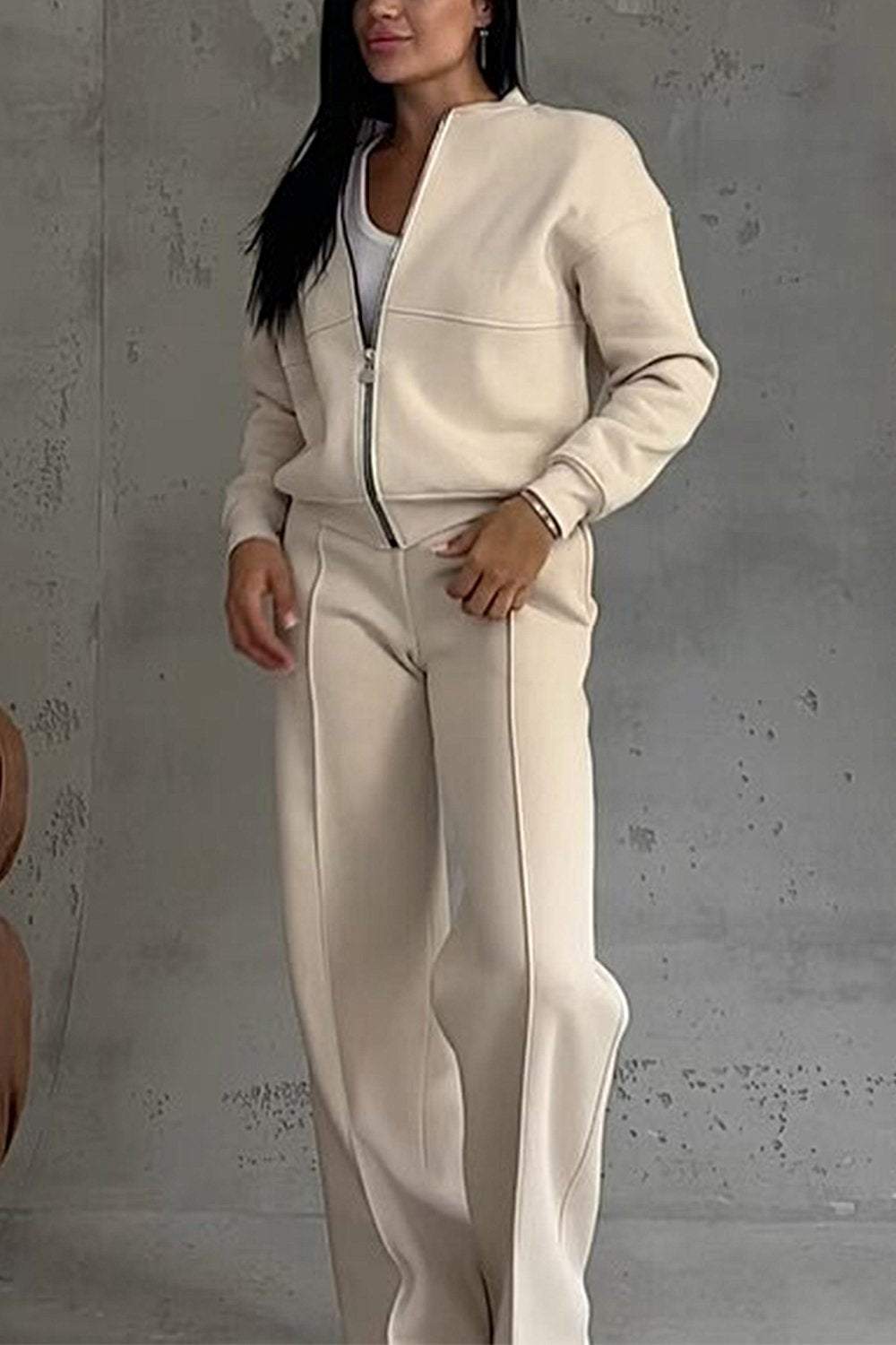 Trendy Casual Two-Piece Set for Women – Oversized Zip-Up Sweatshirt and Jogging Pants