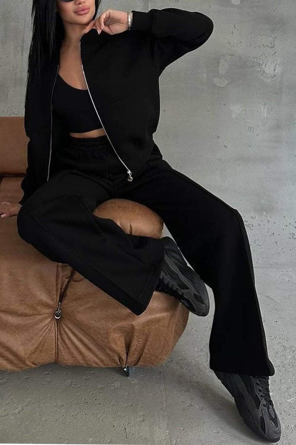 Trendy Casual Two-Piece Set for Women – Oversized Zip-Up Sweatshirt and Jogging Pants