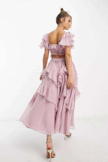 Ensemble midi rose à manches volantées avec détail corset pour femmes – Tenue deux pièces élégante