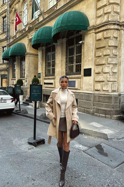 Manteau Trench Court Kaki Femme – Élégant Imperméable avec Ceinture