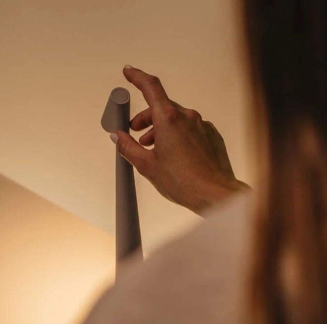 Lampe d'ambiance au design minimaliste nordique | Sans fil | LED | Lampe de lecture | Lampe de table