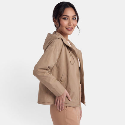 Women’s hooded trench coat – Casual, practical mid-season style
