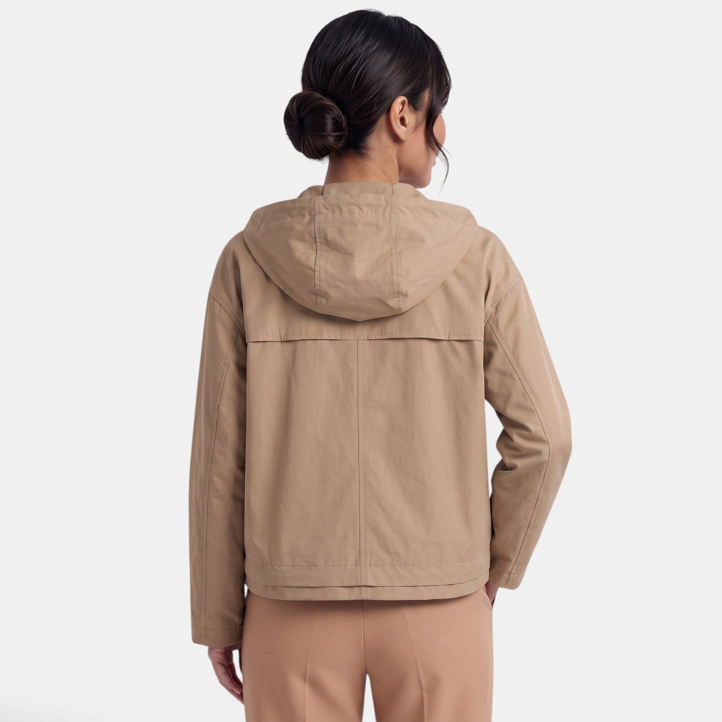 Women’s hooded trench coat – Casual, practical mid-season style