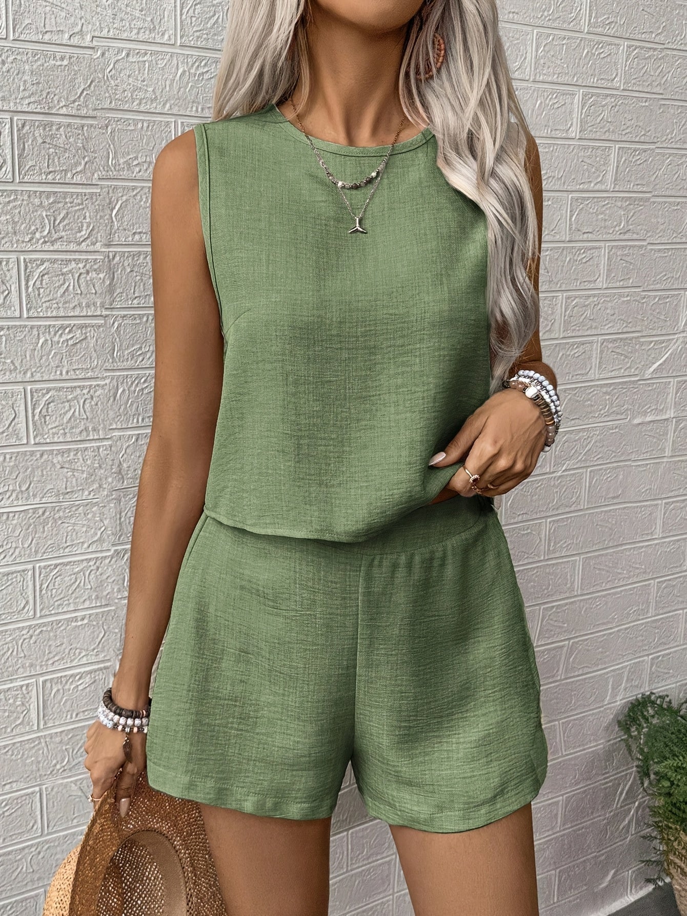 Ensemble d’Été Femme Deux Pièces – Haut Court Sans Manches et Short Large