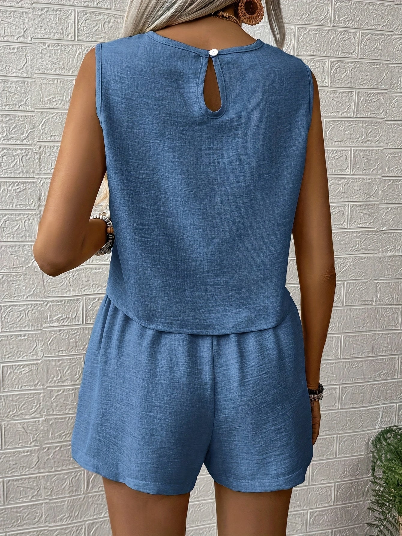 Ensemble d’Été Femme Deux Pièces – Haut Court Sans Manches et Short Large