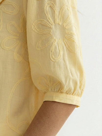 Chemise Femme Vintage Col Claudine – Broderie Florale Style Décontracté Élégant