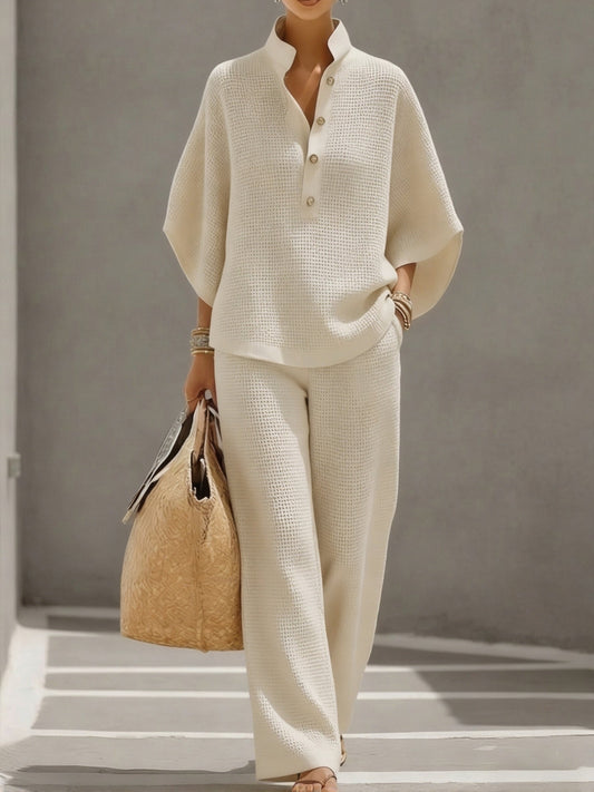 Women's textured set – Comfortable and elegant two-piece outfit
