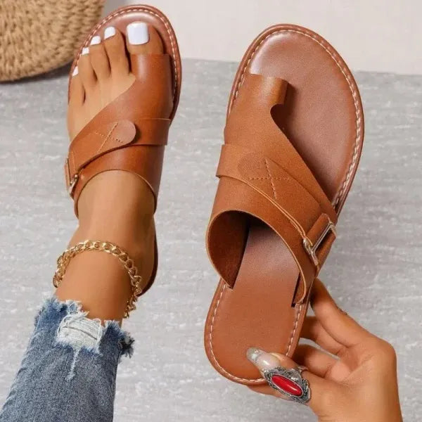 Sandales Plates en Cuir Femme – Chaussons Élégants à Boucle Confortable