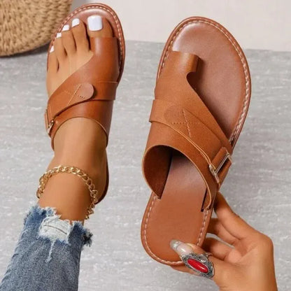 Sandales Plates en Cuir Femme – Chaussons Élégants à Boucle Confortable