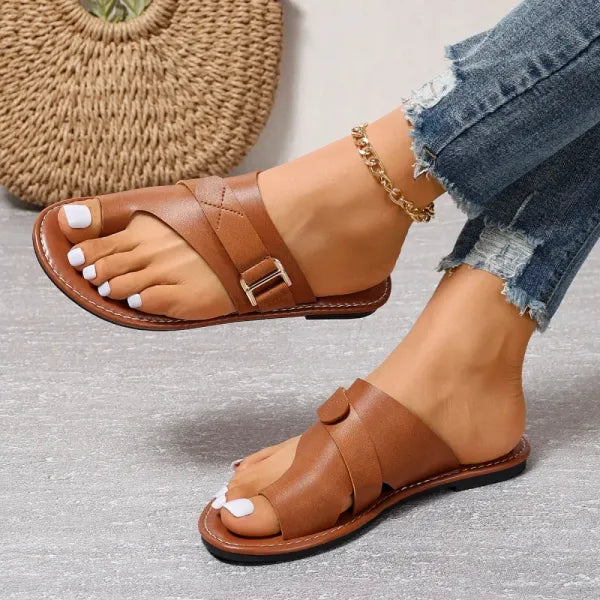 Sandales Plates en Cuir Femme – Chaussons Élégants à Boucle Confortable