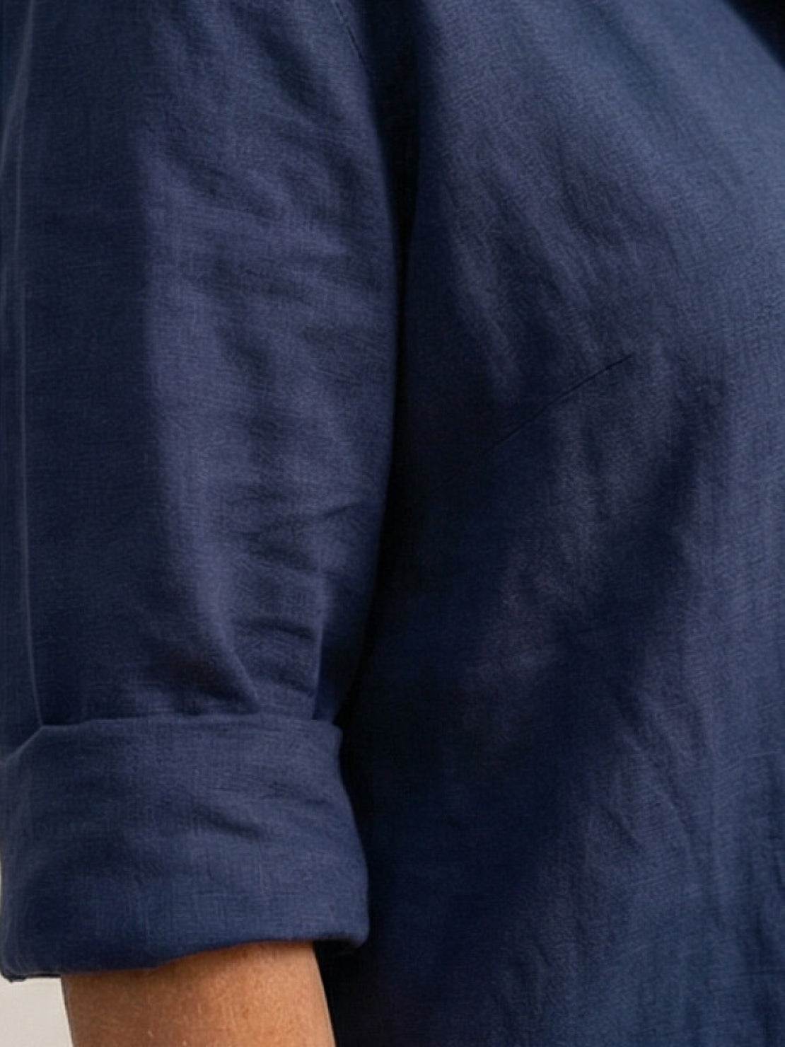 Completo camicia e pantaloni larghi da donna – Chic e fluido