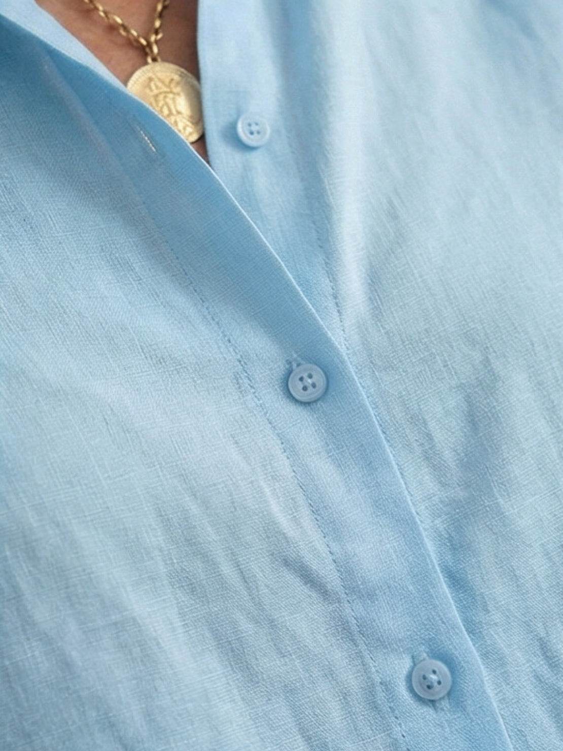 Completo camicia e pantaloni larghi da donna – Chic e fluido