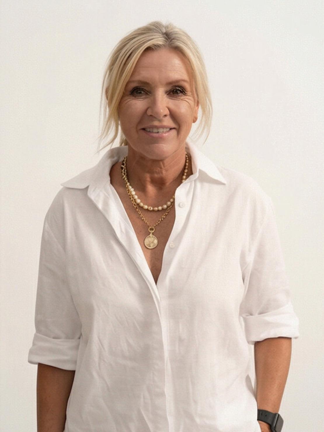 Completo camicia e pantaloni larghi da donna – Chic e fluido