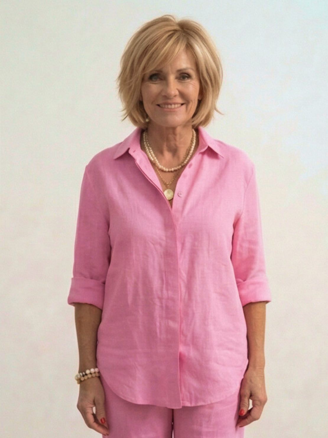 Completo camicia e pantaloni larghi da donna – Chic e fluido