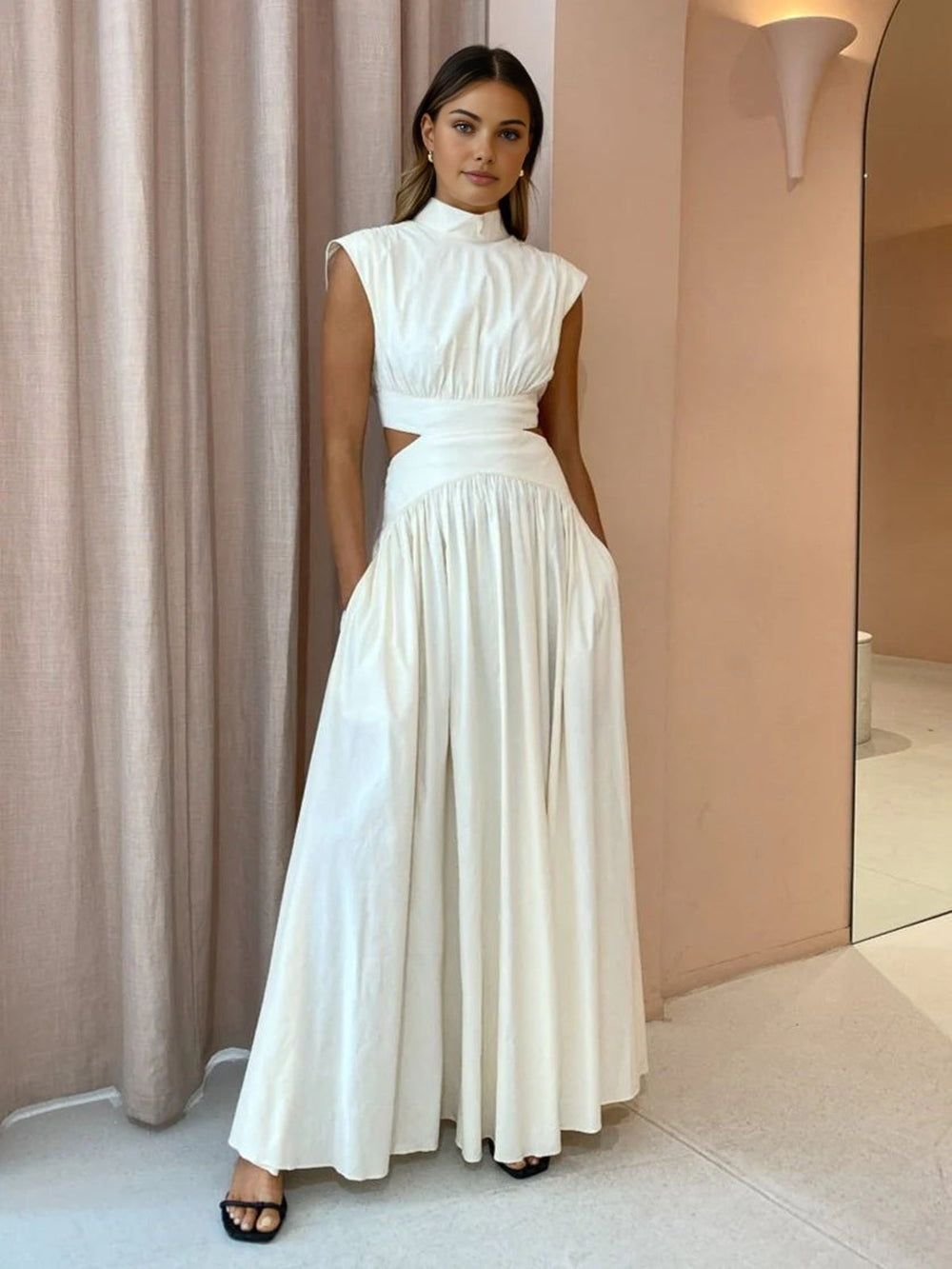 Robe longue pour femme avec décolleté hanches ouvertes - Robe élégante et fluide