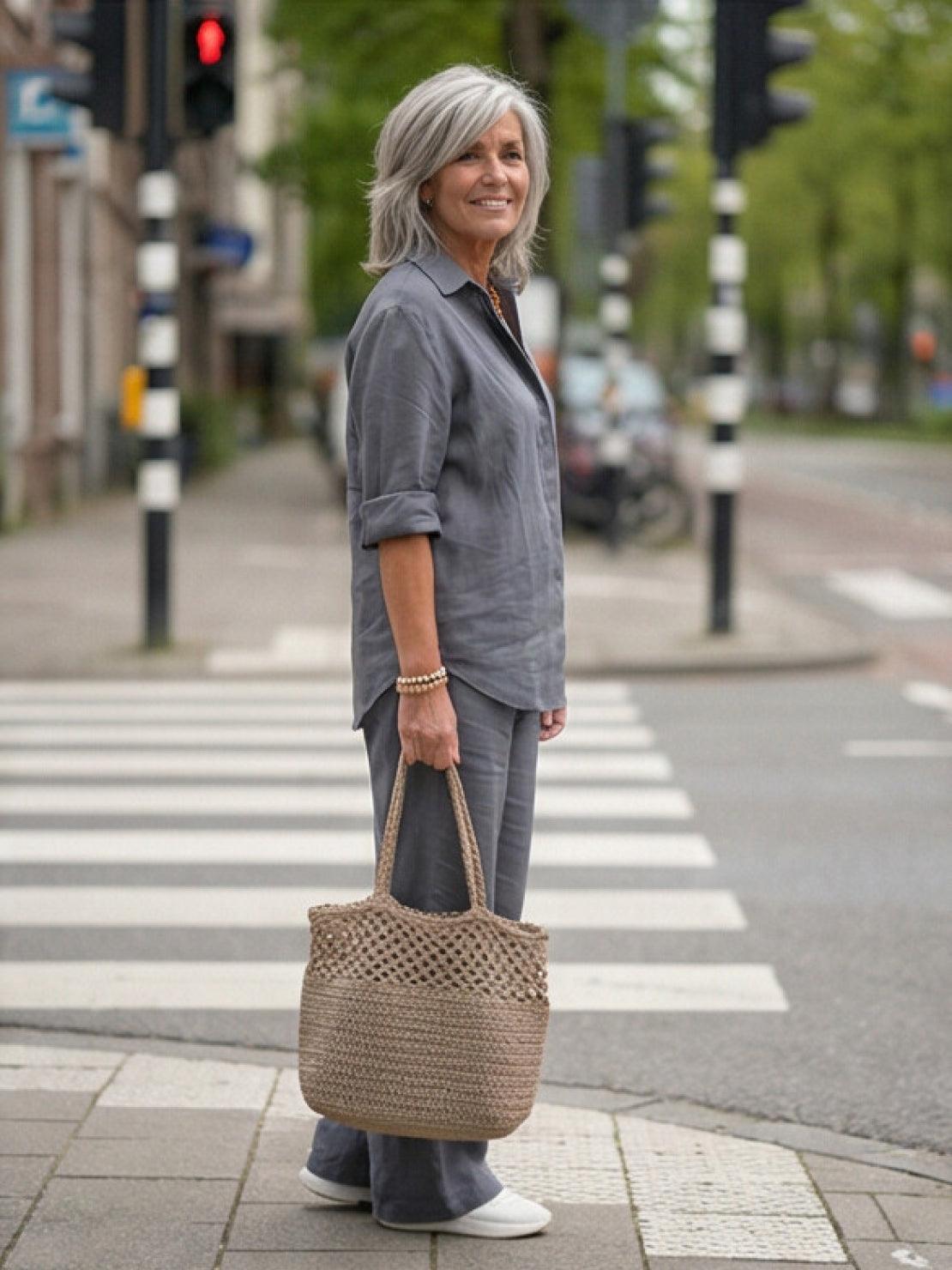 Completo camicia e pantaloni larghi da donna – Chic e fluido