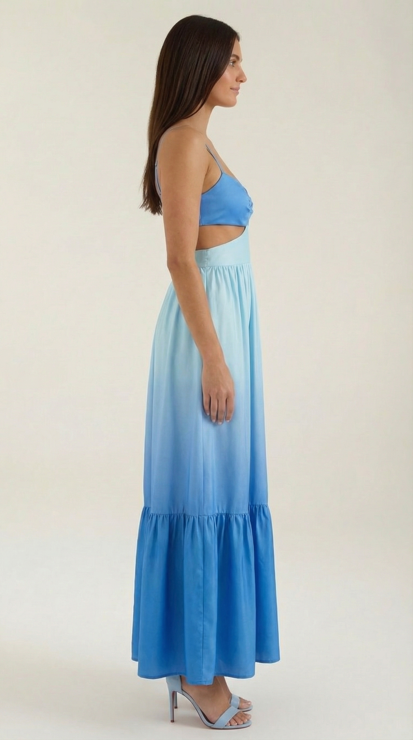 Robe Maxi Élégante Femme – Dos Nu Avec Découpe Col Cami