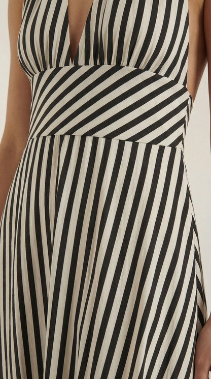 Robe Maxi Rayée Élégante Femme – Dos Nu Col V Halter