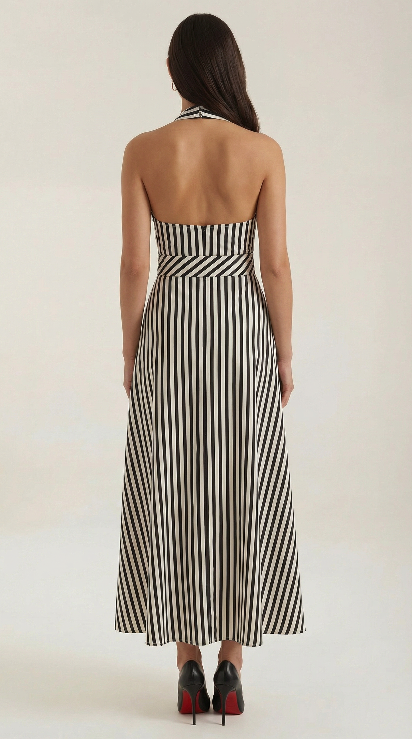 Robe Maxi Rayée Élégante Femme – Dos Nu Col V Halter