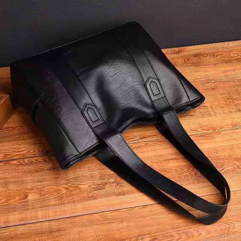 Women’s Genuine Leather Shoulder Bag – Elegant Classic Style for Everyday Use