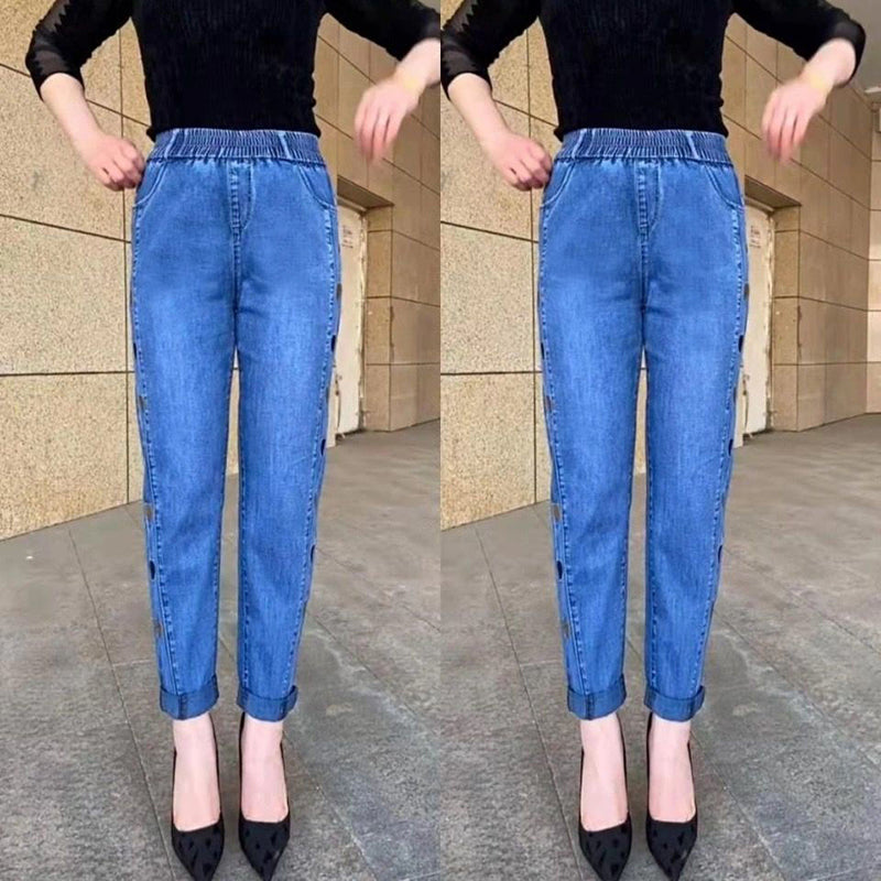 Jean slim femme élastique – Détail cœur sur les côtés pour un look original