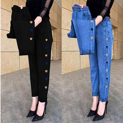 Jean slim femme élastique – Détail cœur sur les côtés pour un look original