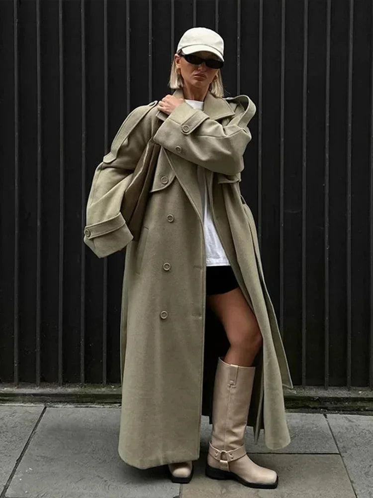 Trench largo oversize para mujer con solapas anchas - Estilo urbano, elegante y moderno