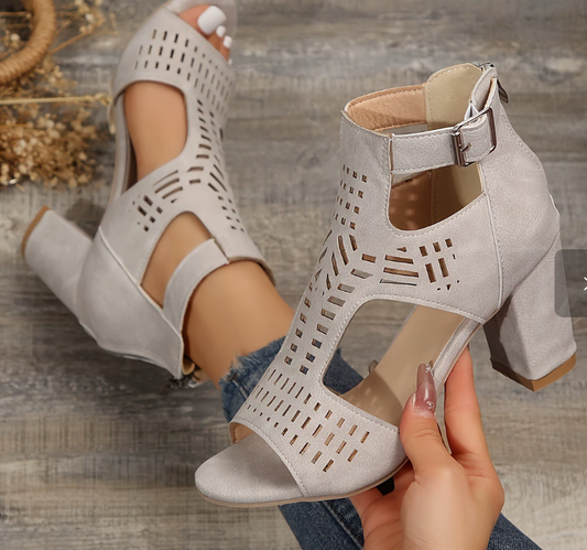 Elegant Women's Open Block Heel Sandals – Comfort and Style for Summer, Available in Beige